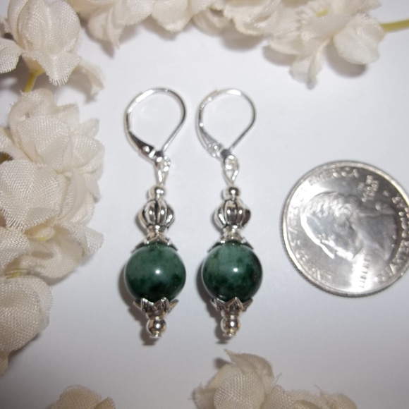 Green & Silver Beaded Earrings Pair Handmade 4838 - Picture 7 of 8